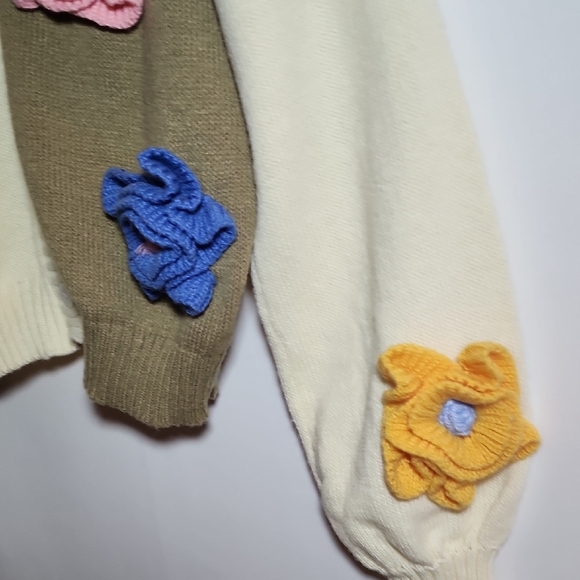 Colorful Floral Women's Cardigan - Picture 3 of 11